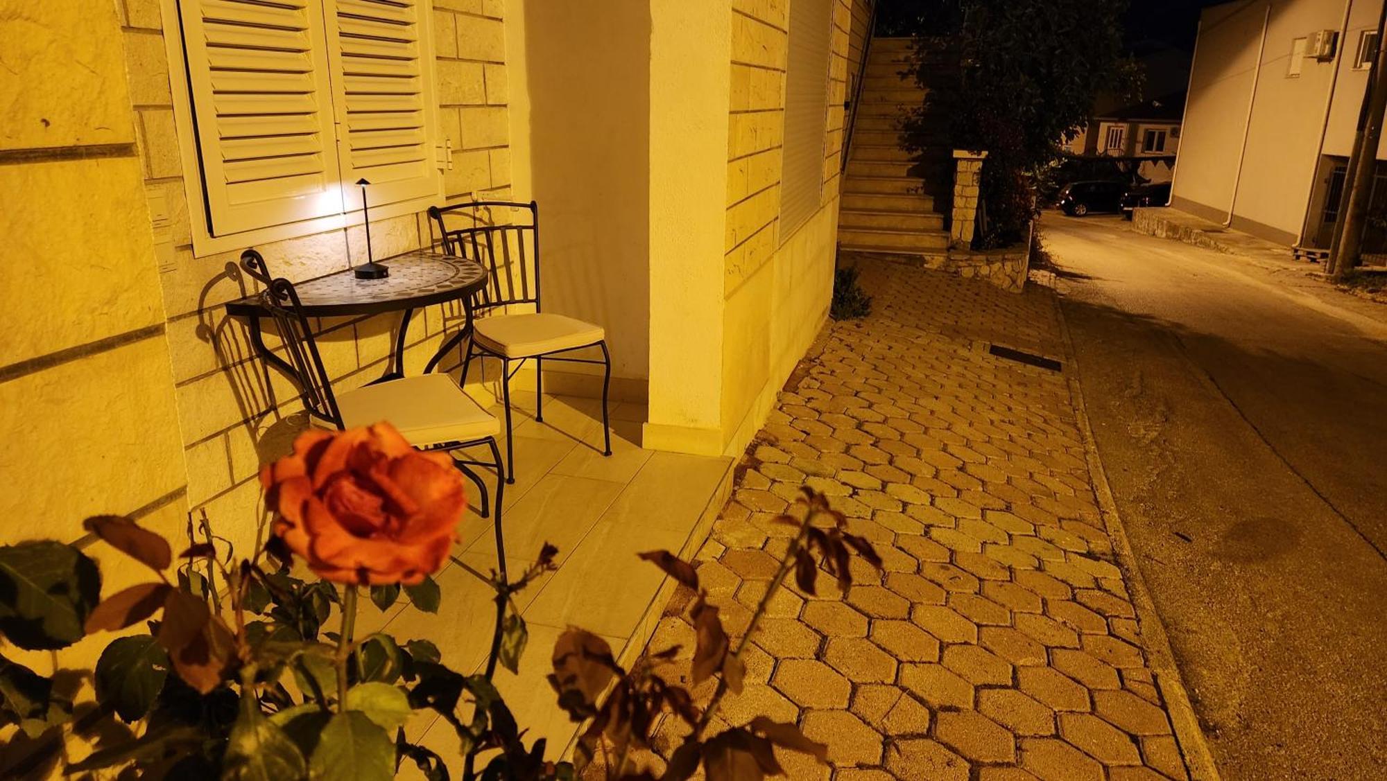 Apartmani Mate Омиш Экстерьер фото