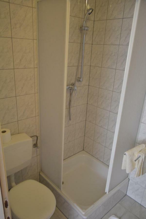 Apartmani Mate Омиш Экстерьер фото